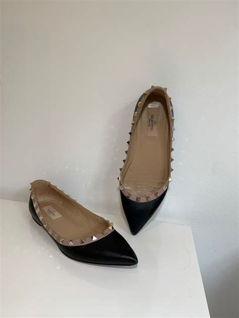 fake valentino shoes ebay|are valentino shoes real.